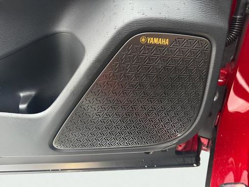 New 2026 Mitsubishi Outlander SEL image 13