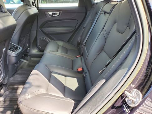 Certified 2022 Volvo XC60 B6 Inscription w/ Protection Package Premier image 10