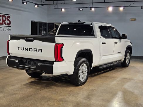Used 2022 Toyota Tundra SR5 image 7
