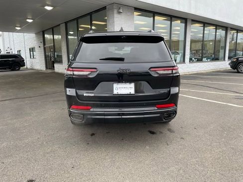 Used 2023 Jeep Grand Cherokee L Summit AWD/4WD image 6