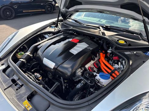 Used 2015 Porsche Panamera S RWD image 40