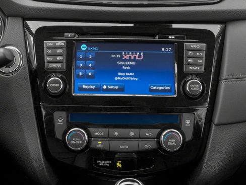 Used 2018 Nissan Rogue SL FWD image 7