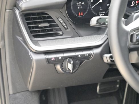 Used 2024 Porsche 911 Targa 4S image 17