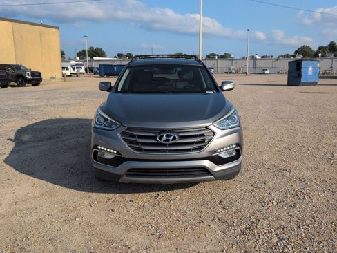 Used 2017 Hyundai Santa Fe Sport FWD image 9