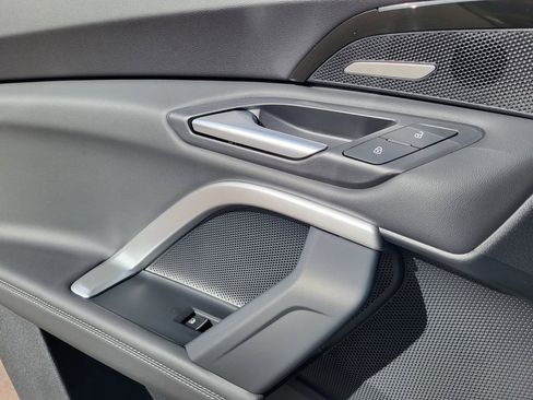 New 2025 Audi Q5 Premium Plus image 10