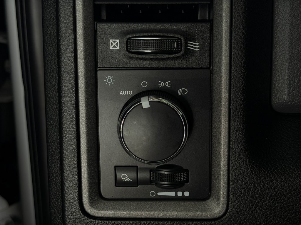 Used 2018 RAM 1500 Tradesman w/ Popular Equipment Group RWD image 37