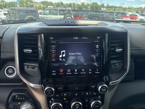 Used 2019 RAM 1500 Laramie AWD/4WD image 17