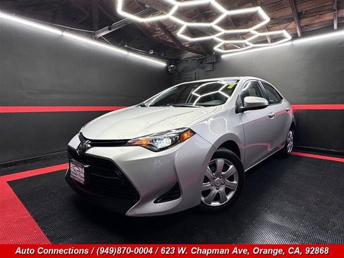 Used 2019 Toyota Corolla LE w/ Carpet Mat Package (TMS) image 2