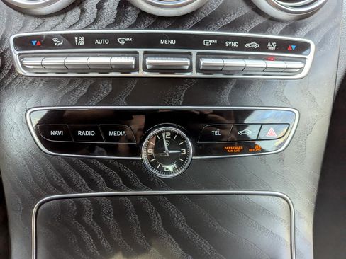 Used 2020 Mercedes-Benz C 300 4MATIC Coupe image 25