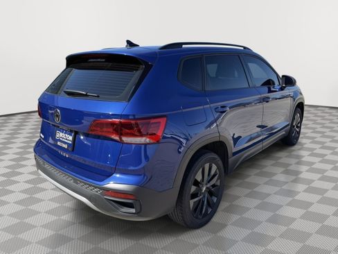 Used 2024 Volkswagen Taos S w/ MDO Package image 7
