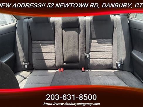 Used 2016 Toyota Camry LE FWD image 24