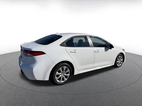 Used 2025 Toyota Corolla LE image 15