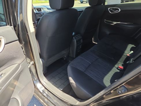 Used 2018 Nissan Sentra SV FWD image 20