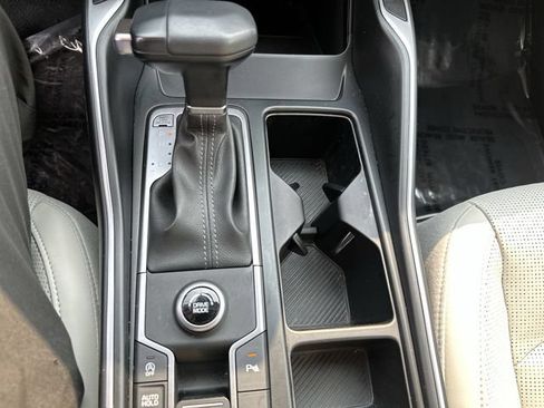 Used 2025 Kia Sorento EX FWD image 25