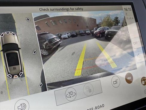 New 2025 Land Rover Range Rover SE image 13