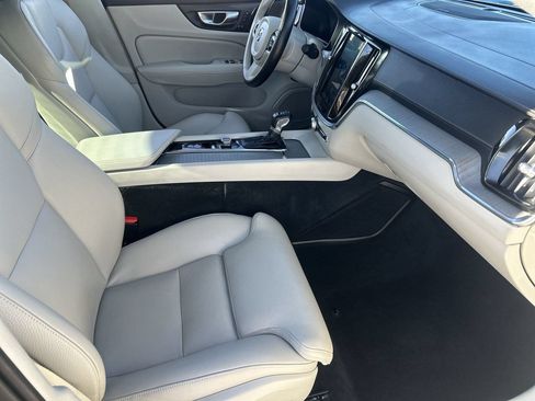 Used 2020 Volvo S60 T6 Inscription AWD/4WD image 9