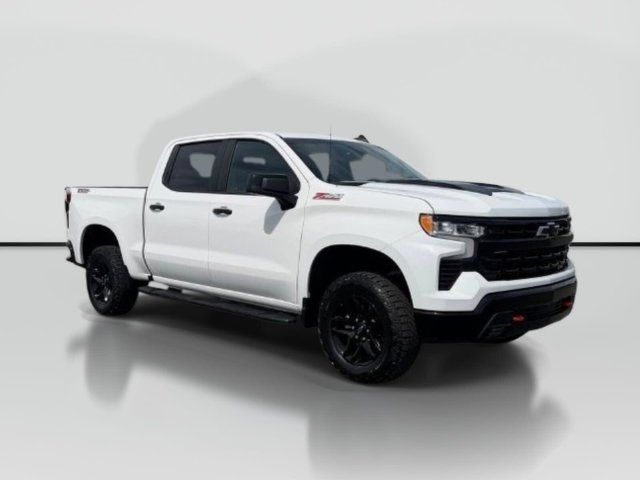 Used 2024 Chevrolet Silverado 1500 LT Trail Boss w/ Protection Package AWD/4WD image 10
