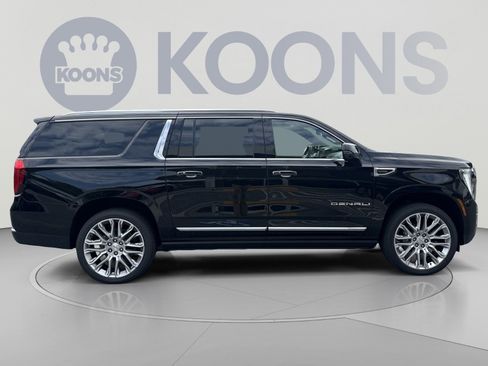 New 2026 GMC Yukon XL Denali w/ Denali Reserve Package AWD/4WD image 5