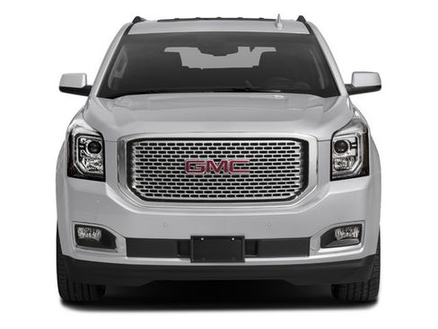 Used 2018 GMC Yukon Denali w/ Enhanced Security Package AWD/4WD image 7