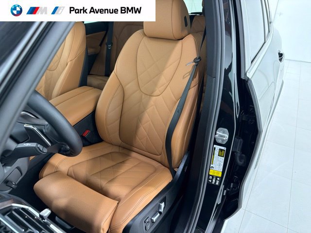 Certified 2024 BMW X5 xDrive40i w/ Premium Package AWD/4WD image 13