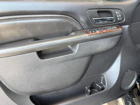 Used 2011 GMC Sierra 1500 Denali RWD image 10
