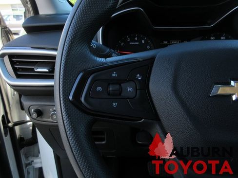 Used 2022 Chevrolet TrailBlazer LS image 12