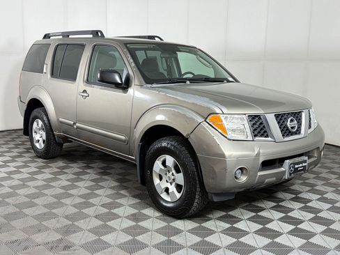 Used 2006 Nissan Pathfinder S AWD/4WD image 7