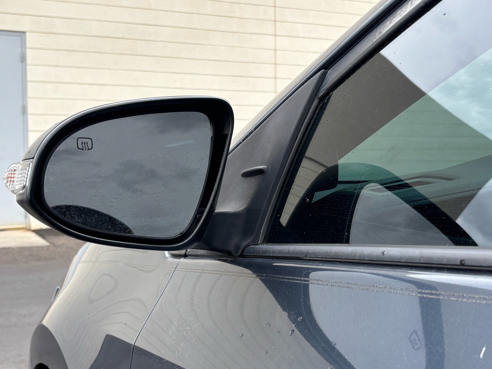 Used 2017 Toyota Corolla SE FWD image 7