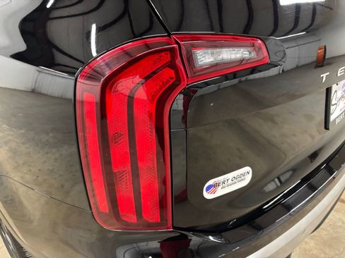 Used 2024 Kia Telluride S FWD image 7
