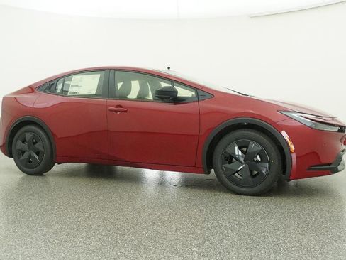 New 2026 Toyota Prius LE image 39