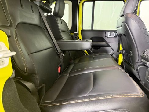 Used 2024 Jeep Wrangler Unlimited Sahara w/ Safety Group AWD/4WD image 28