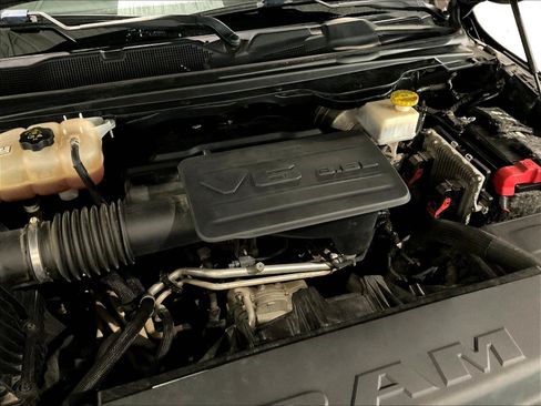 Used 2019 RAM 1500 Big Horn AWD/4WD image 31