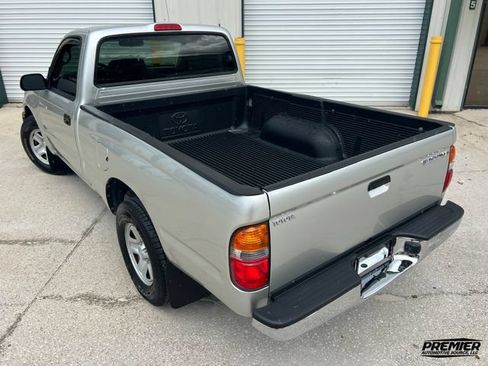 Used 2004 Toyota Tacoma 2WD Regular Cab w/ Enhancement Pkg image 40
