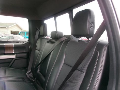 Used 2017 Ford F150 Lariat w/ Equipment Group 502A Luxury image 28