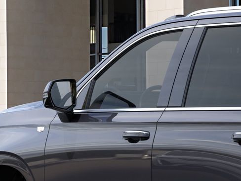 New 2026 Cadillac Escalade Luxury AWD/4WD image 12