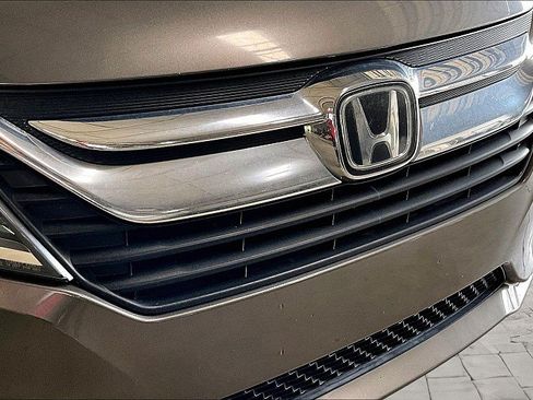 Used 2019 Honda Odyssey EX image 24