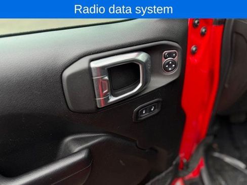 Used 2021 Jeep Wrangler Unlimited Rubicon 4xe w/ Cold Weather Group AWD/4WD image 17