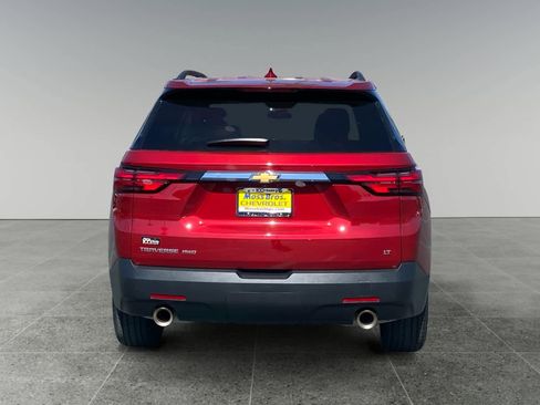 Used 2023 Chevrolet Traverse LT AWD/4WD image 4