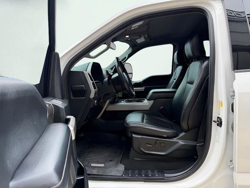 Used 2020 Ford F350 Lariat w/ Chrome Package AWD/4WD image 16