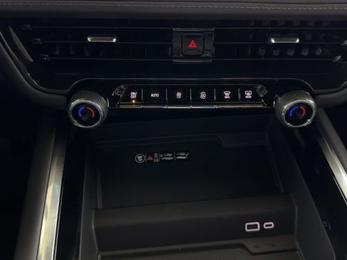 New 2026 Chevrolet Tahoe Z71 w/ Z71 Off-Road Package AWD/4WD image 15