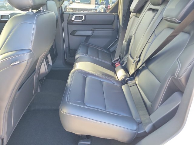 New 2026 Ford Bronco Outer Banks AWD/4WD image 13