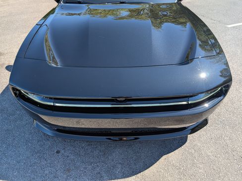 Used 2024 Dodge Charger R/T w/ Plus Group image 12