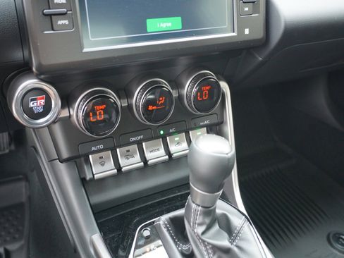 New 2026 Toyota GR86 RWD image 17