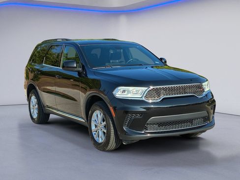 Used 2023 Dodge Durango SXT AWD/4WD image 6