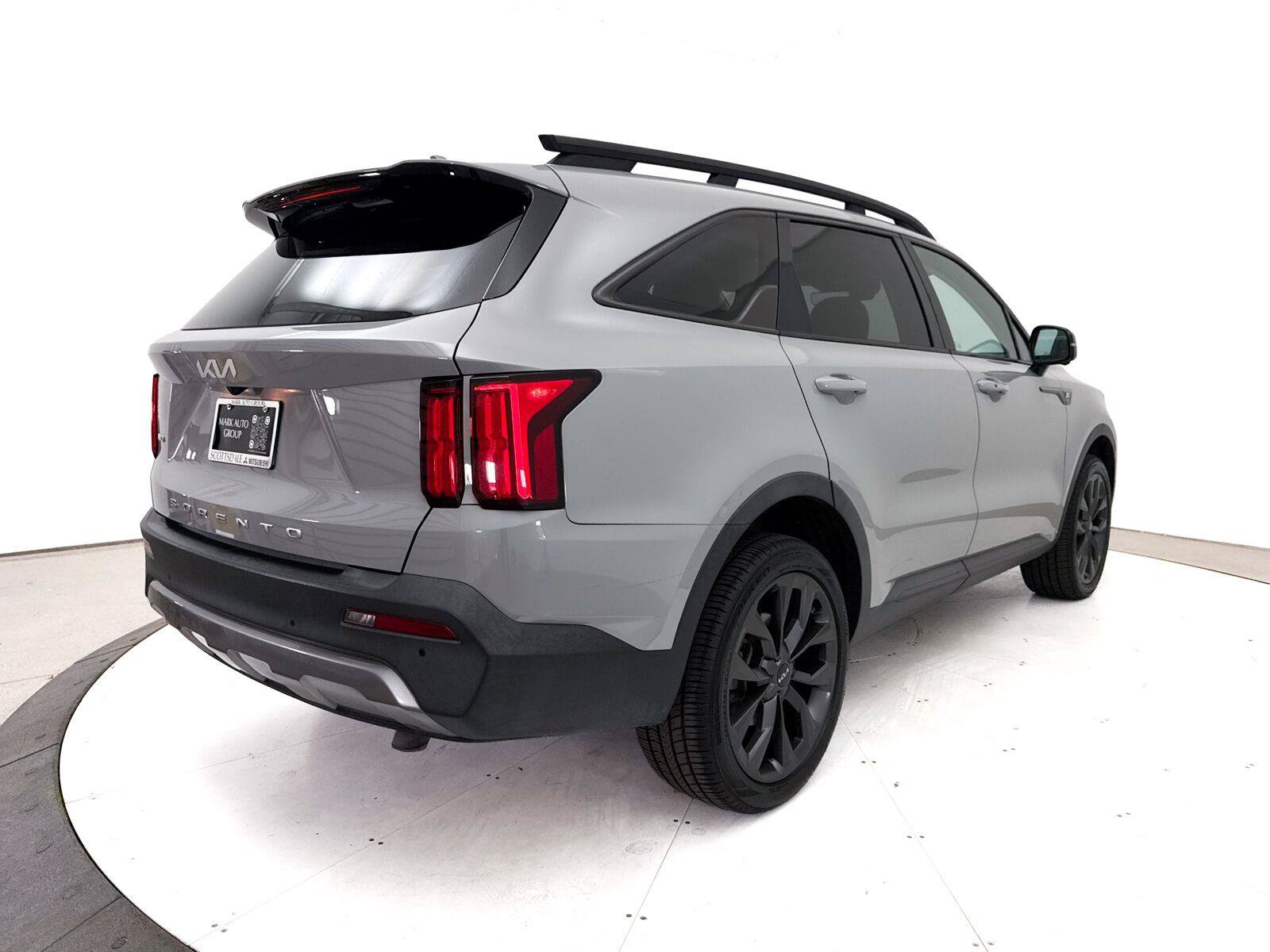Used 2022 Kia Sorento SX Prestige w/ Rust Color Package AWD/4WD image 21