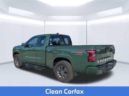 Used 2025 Nissan Frontier SV RWD image 4