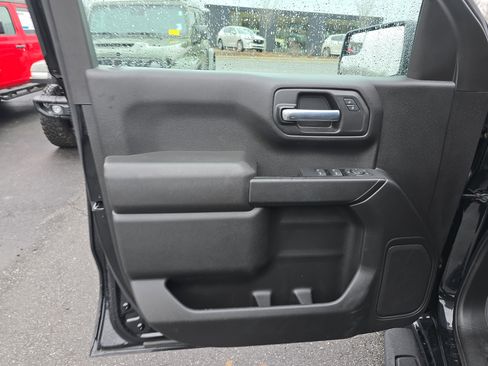 Used 2023 Chevrolet Silverado 1500 Custom w/ LPO, Dark Essentials Package image 17