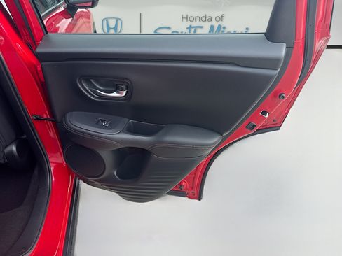 Certified 2024 Honda HR-V Sport image 29