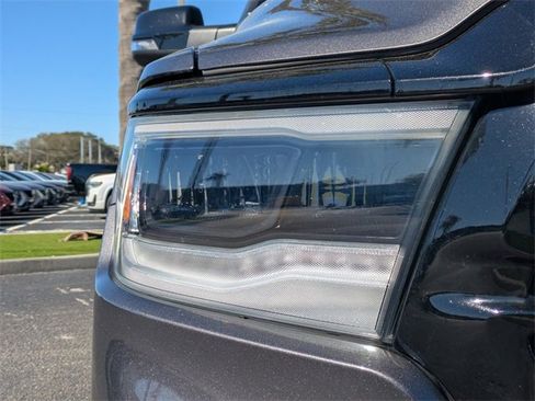 Used 2023 RAM 1500 Laramie image 9