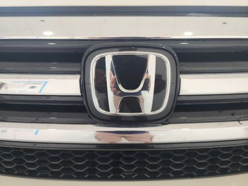Used 2018 Honda Pilot Elite image 30